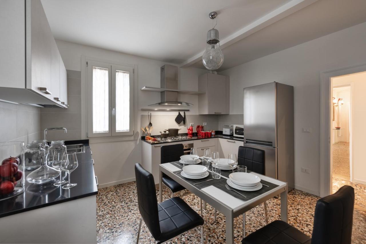 Casanova Fenice - Canal View Apartamento *