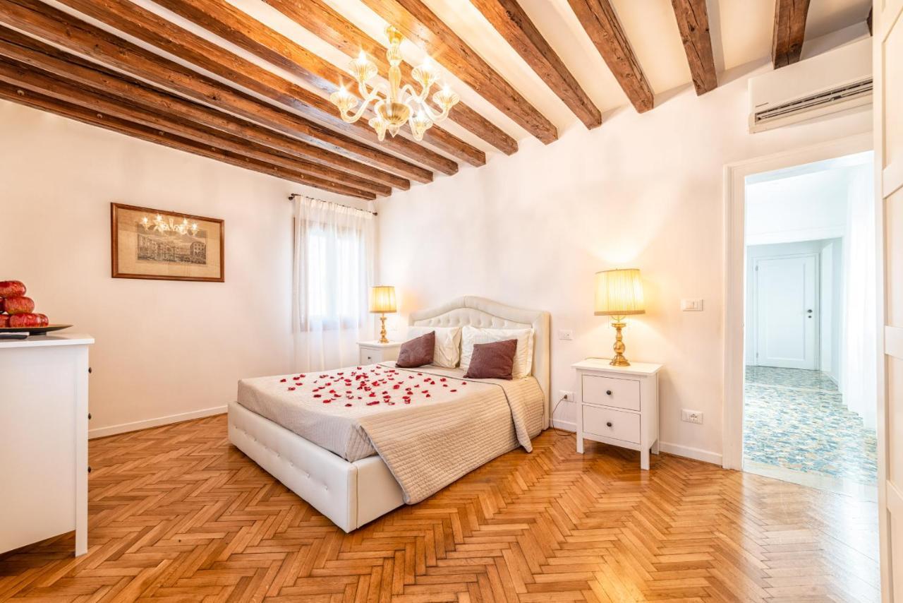 Casanova Fenice - Canal View Apartamento *
